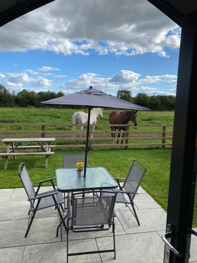 Mowbray Cottages & Glamping South Kilvington Dış mekan fotoğraf